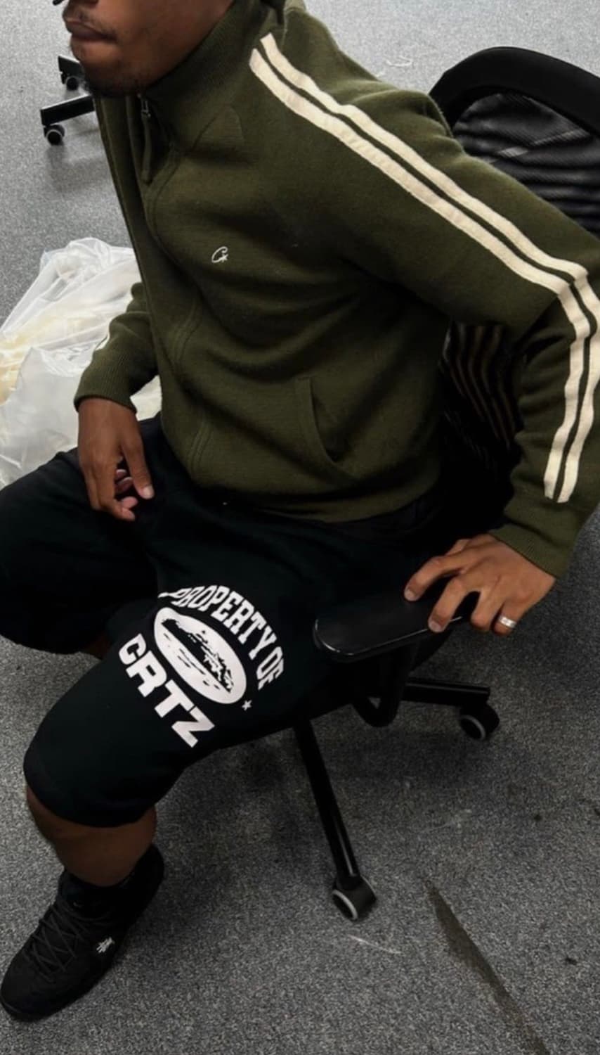 코르테이즈 니트집업 올리브 m 상품이미지1