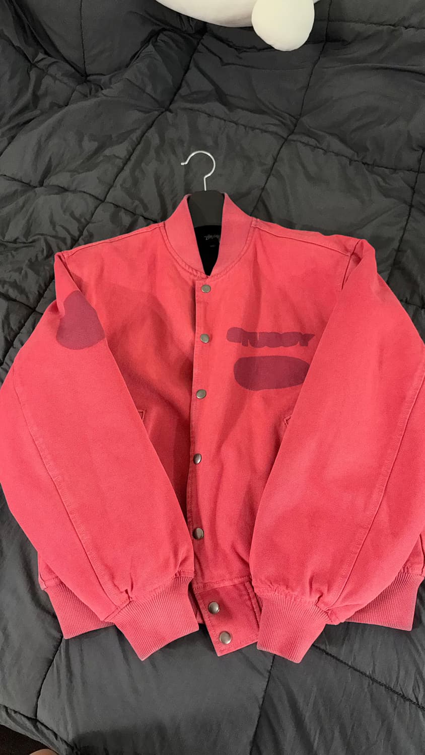 스투시 고스트 로고 캔버스 바시티자켓 레드 상품이미지1