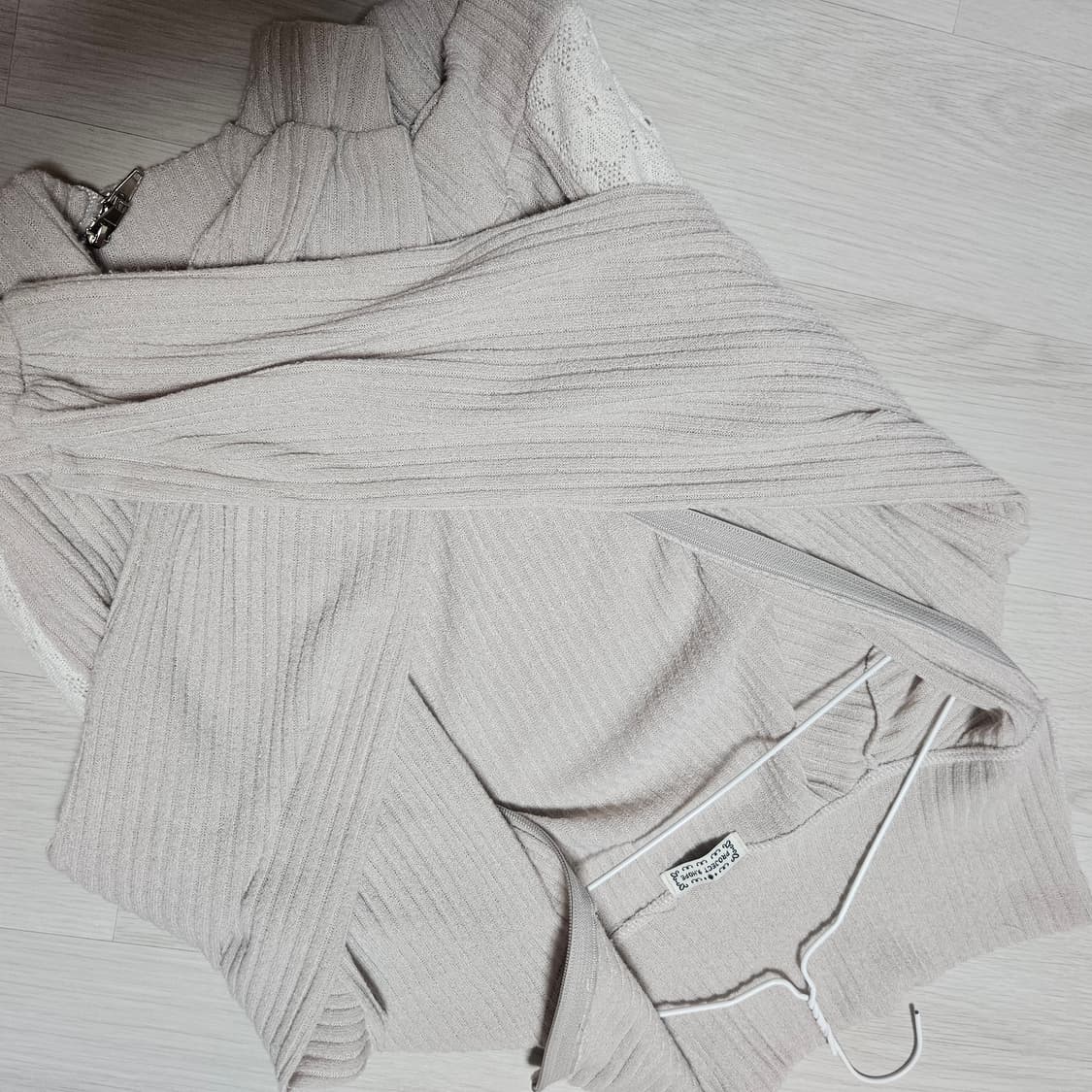 김아홉 집업 상품이미지2