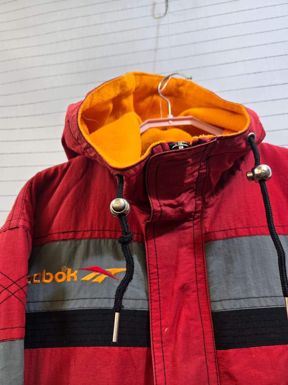 리복 올드스쿨 후드 바람막이 자켓 레드 상품이미지5
