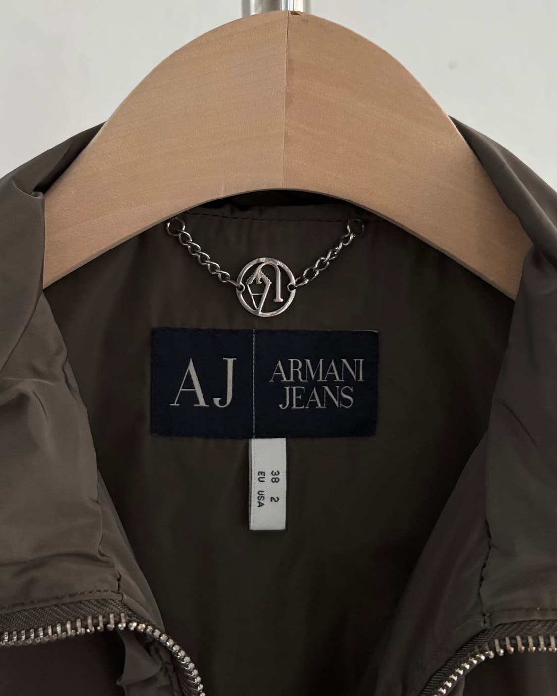 Armani Jeans 아르마니 진스 브라운컬러 프릴디테일 폴리 자켓 상품이미지5