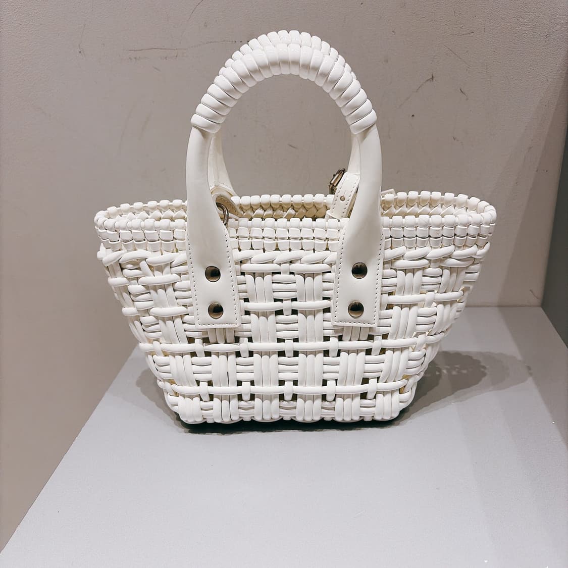 (정품/새상품) 발렌시아가 여성 화이트 비스트로 XXS 토트백 숄더백 상품이미지3