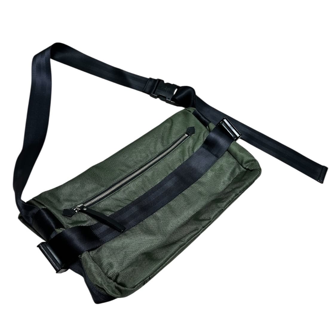 비비안웨스트우드 나일론 크로스백 상품이미지6