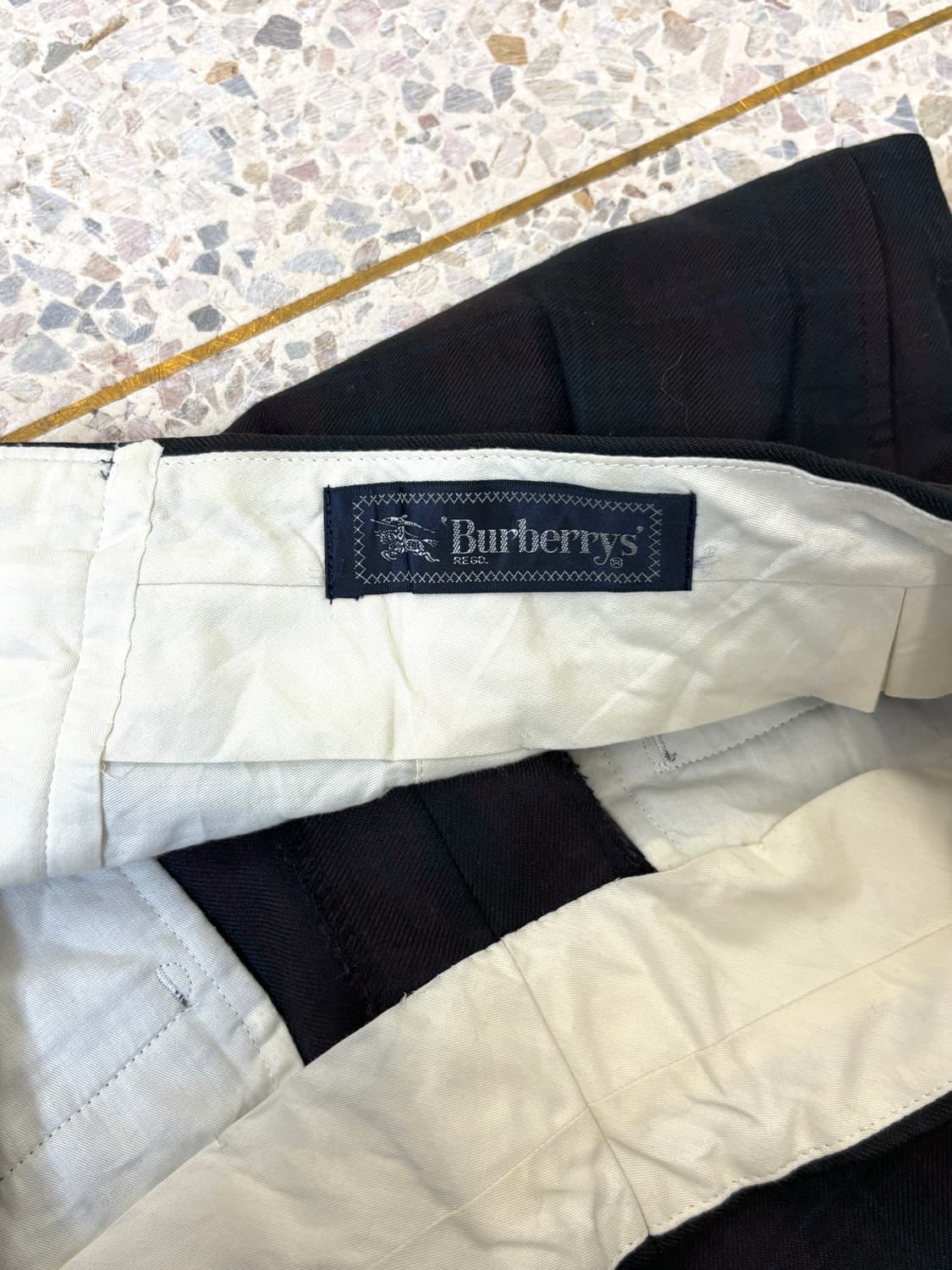 90‘s BURBERRY 체크패턴 투턱 슬랙스 상품이미지9