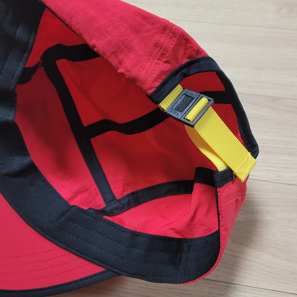 새상품) 미나수 레드 볼캡 상품이미지5