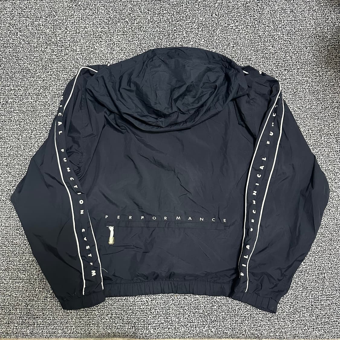 (95) 휠라 오버핏 바람막이 후드 자켓 상품이미지3