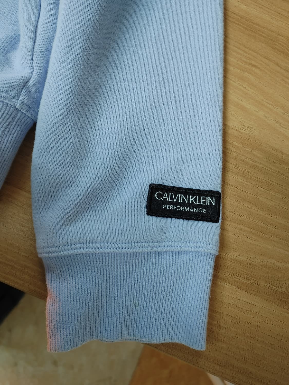 Calvin Klein 캘빈클라인 안감기모 오버핏 숏맨투맨 상품이미지6