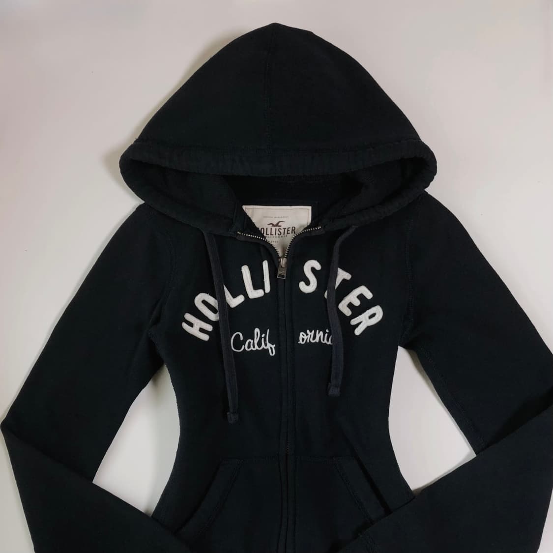 유일매물 대대장 홀리스터 딱붙핏 후드집업 xs 상품이미지1