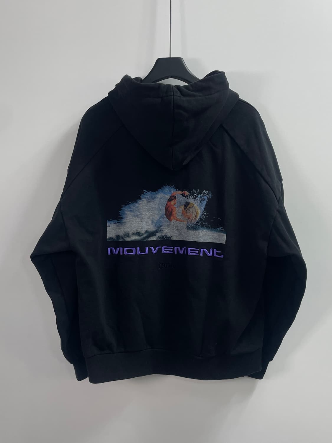23ss 준지 무브먼트 로고 블랙 후드티 (on.645)   상품이미지1
