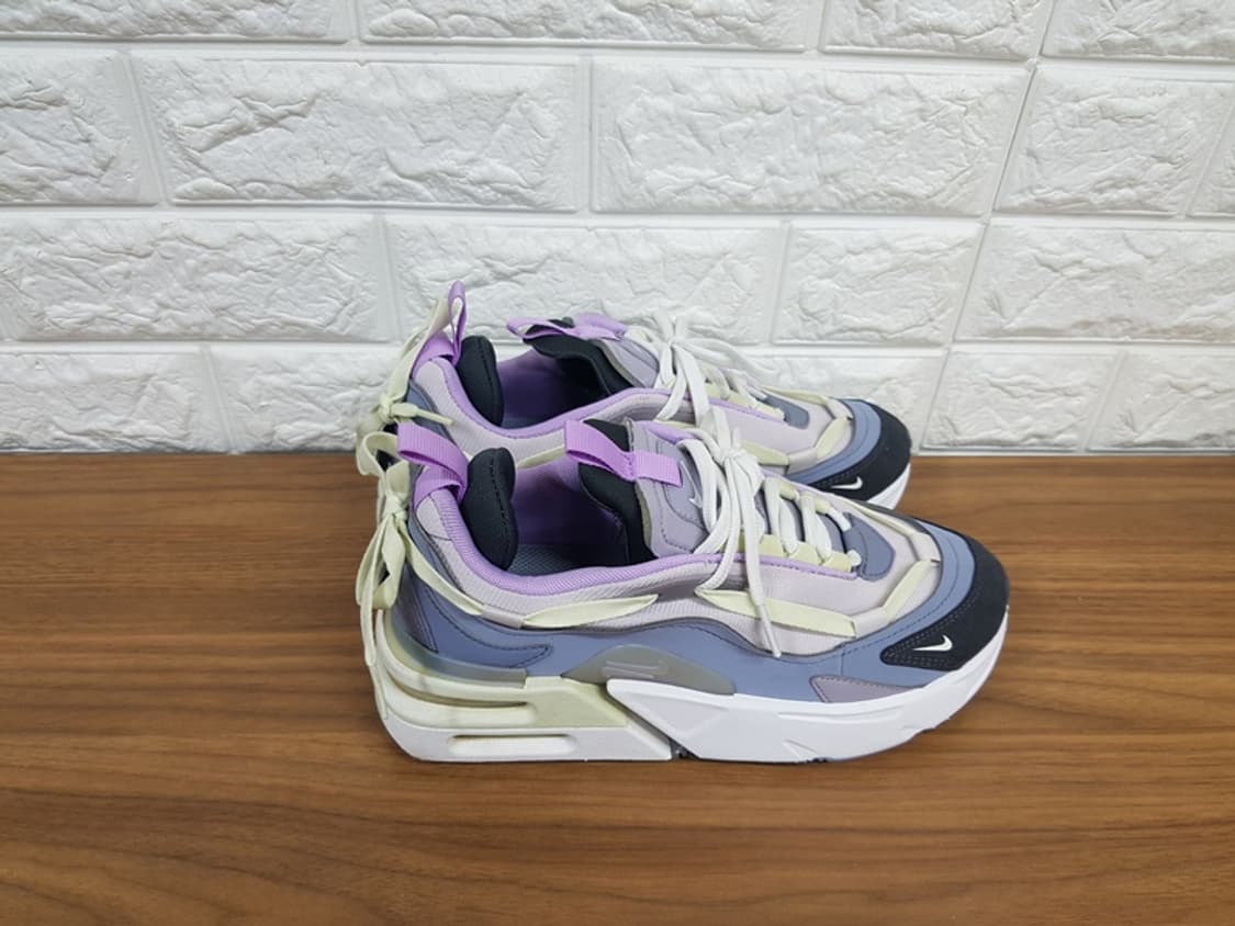 나이키 운동화 여성245 (에어맥스 퓨리오사 라일락 베니스 CZ4149- 상품이미지3