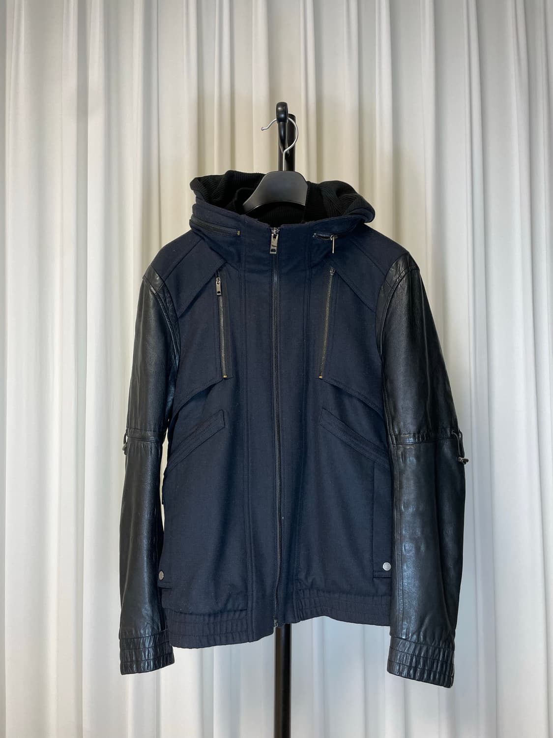 솔리드 옴므 11fw 레더 슬리브 자켓 상품이미지1