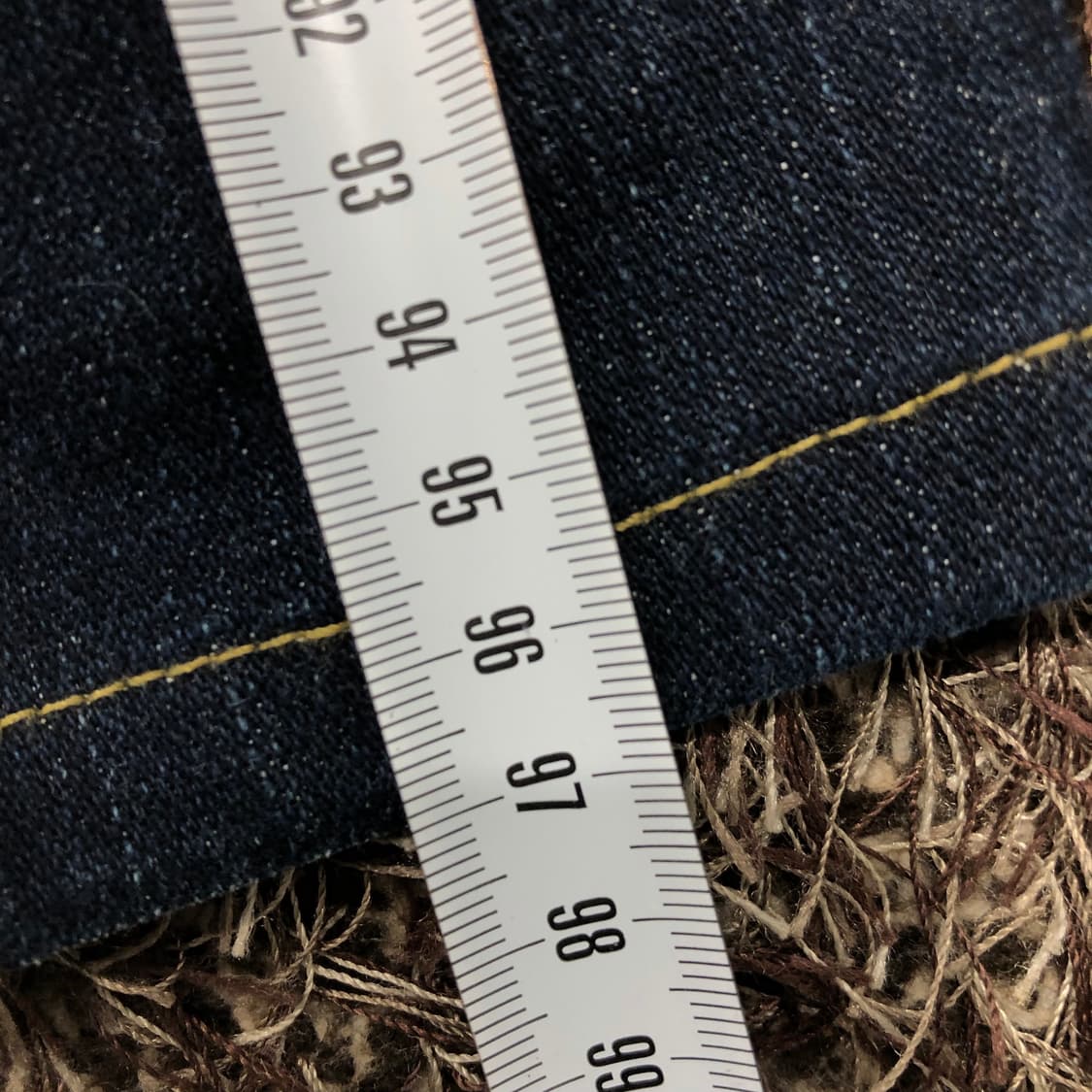 28 트루릴리전 BECKY 부츠컷 데님 팬츠 상품이미지10