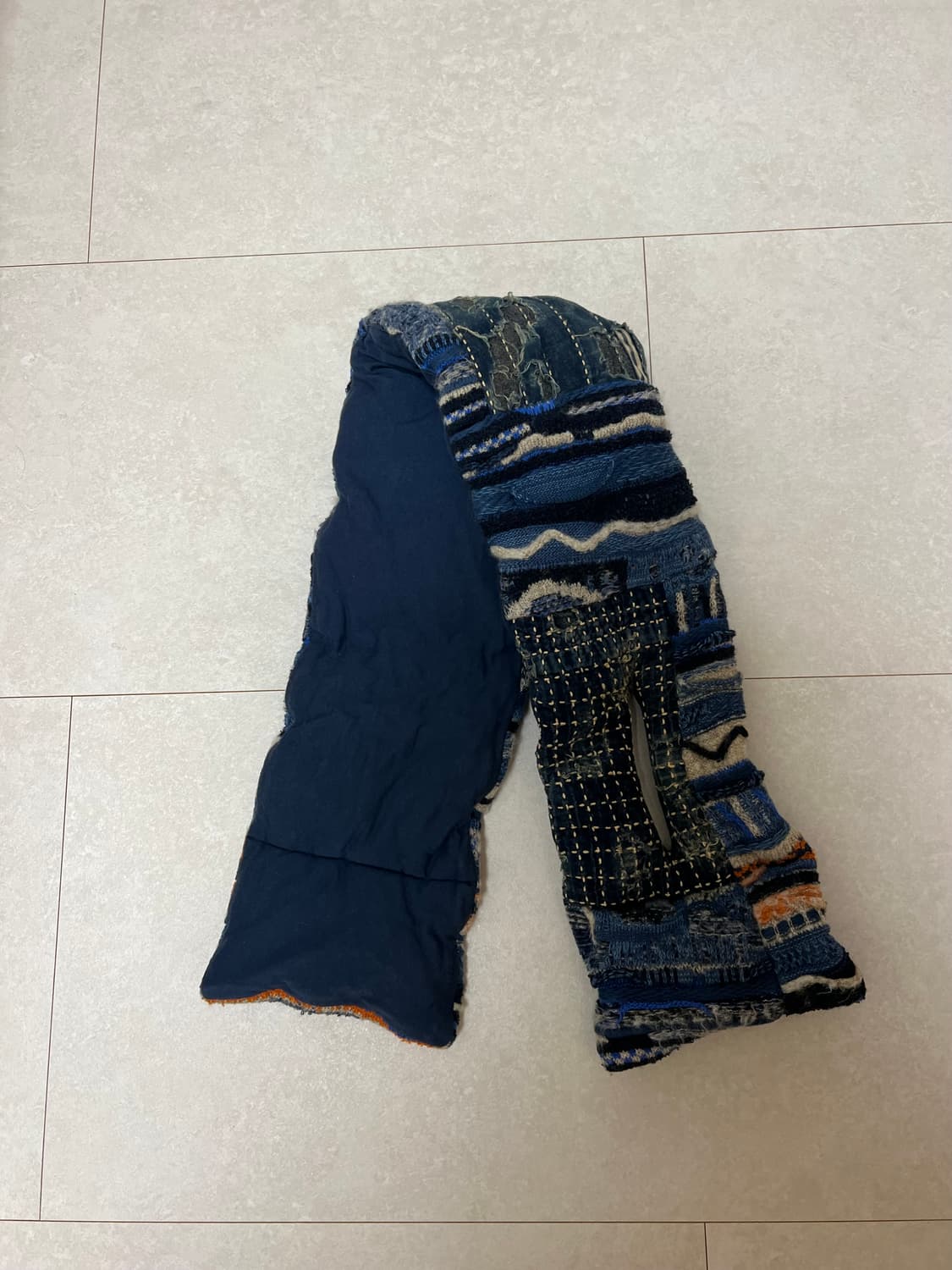 캐피탈 보로 가우디 니트 머플러 상품이미지2