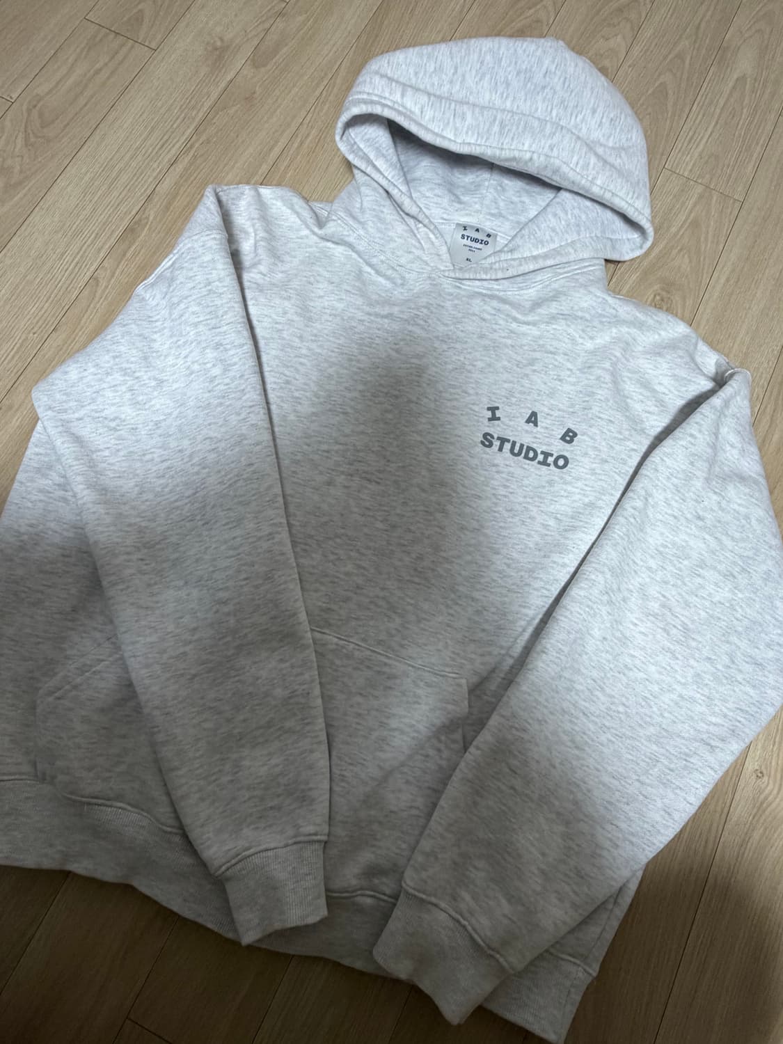 IAB 스튜디오 후드티 XL 라이트 그레이 상품이미지1