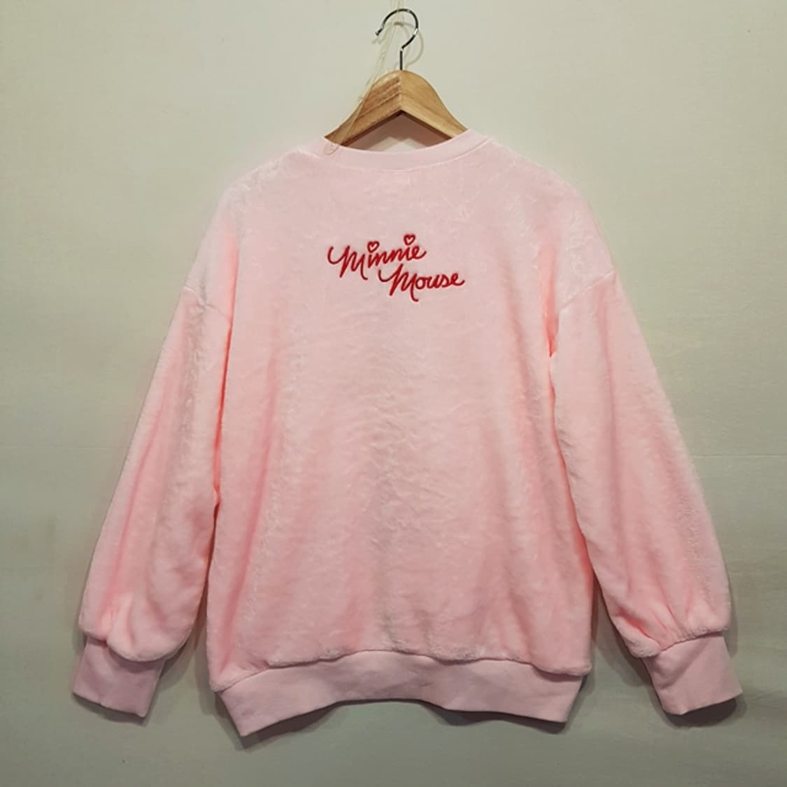[새상품] 도쿄 디즈니 미니마우스 후리스 티셔츠 핑크 상품이미지4
