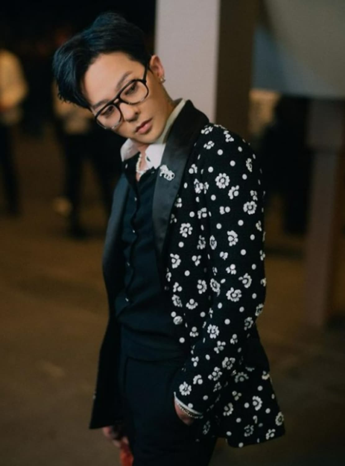 줄리어스타르트 홀리 블랙 (지디 착용 제품) 상품이미지3