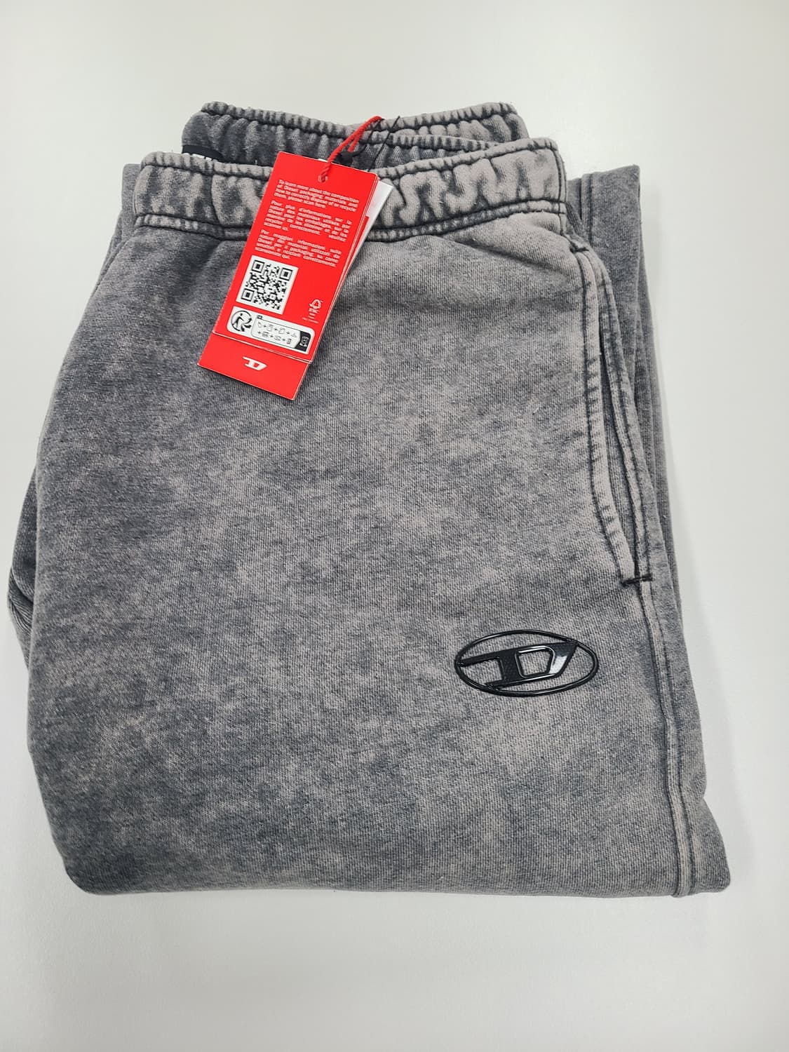 디젤 오버다이드 트랙팬츠 운동복 사이즈XL 미사용 상품이미지1