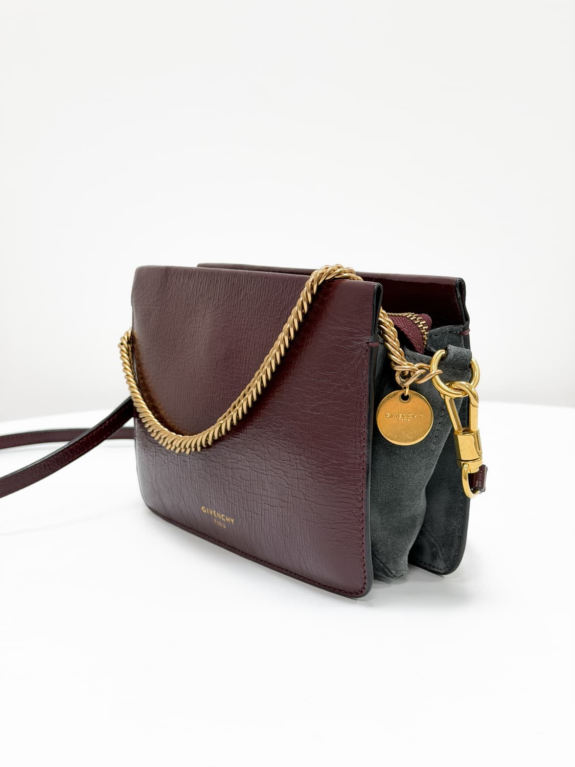 지방시 GV3 체인 크로스백 상품이미지5