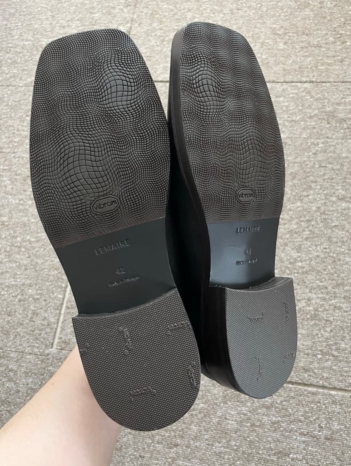 (42) 르메르 FLAT PIPED SLIPPERS 상품이미지2