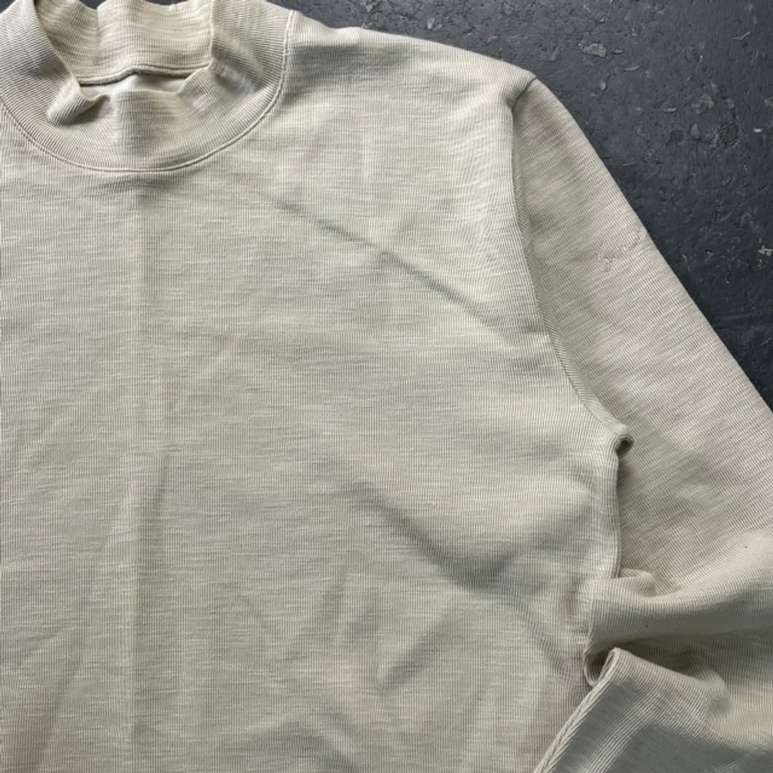 105 시리즈 모크넥 니트 상품이미지2