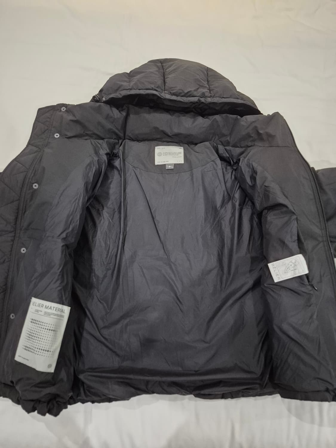 25FW 벨리에 크로스라인 후디스 구스다운 블랙 상품이미지7