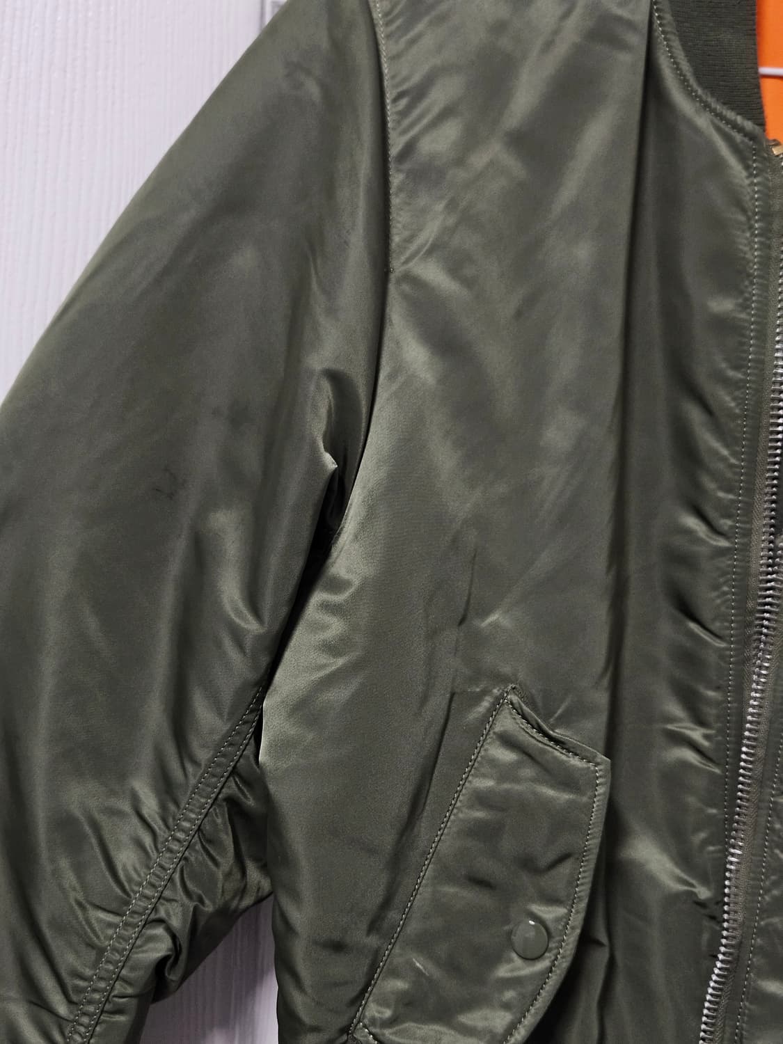 알파인더스트리 ma-1 자켓 레귤러 핏 세이지그린 s사이즈 상품이미지8