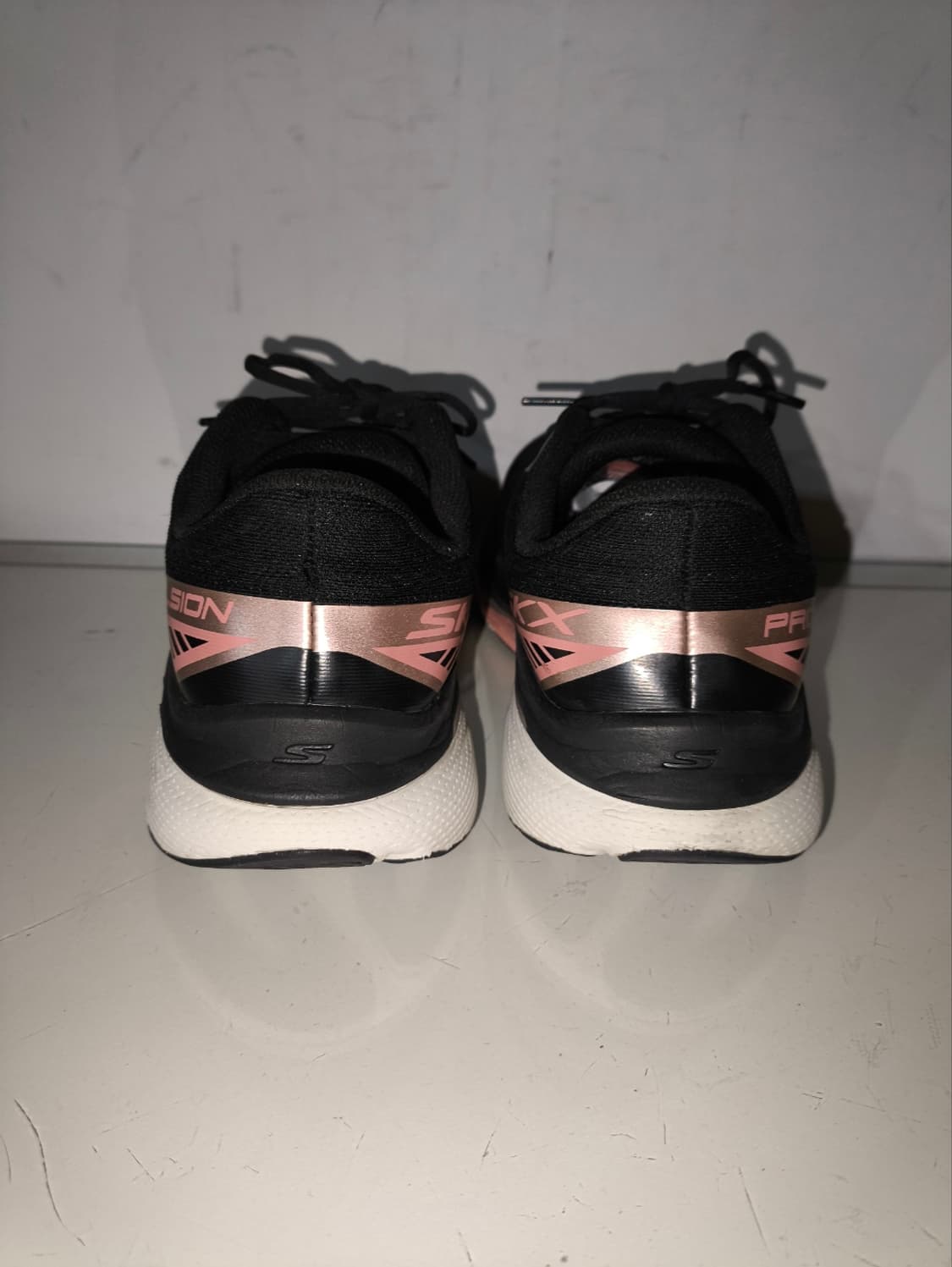 260mm 스케쳐스 맥스쿠셔닝 프로펄션 러닝화 상품이미지8