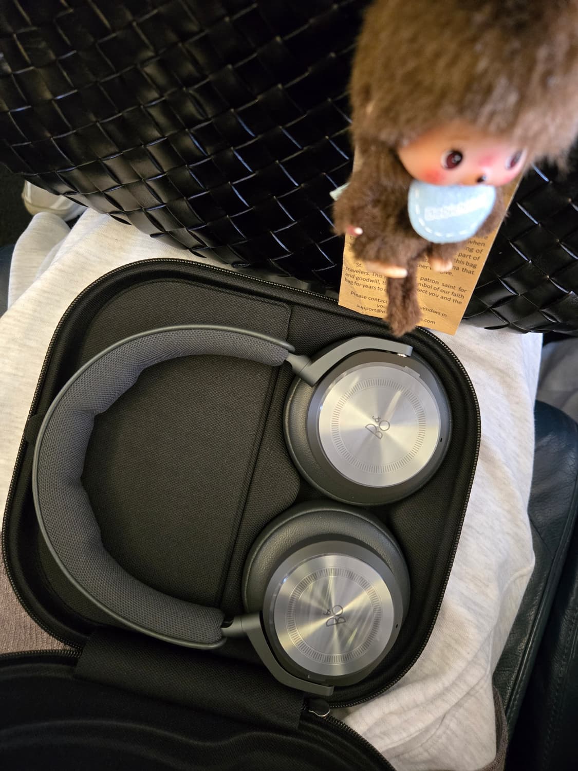 뱅앤올룹슨 베오플레이 HX 헤드폰 블랙 상품이미지1