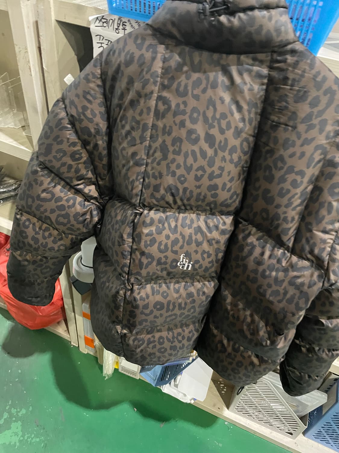 L ) 페치선데이 레오파드 패딩 카키 상품이미지2