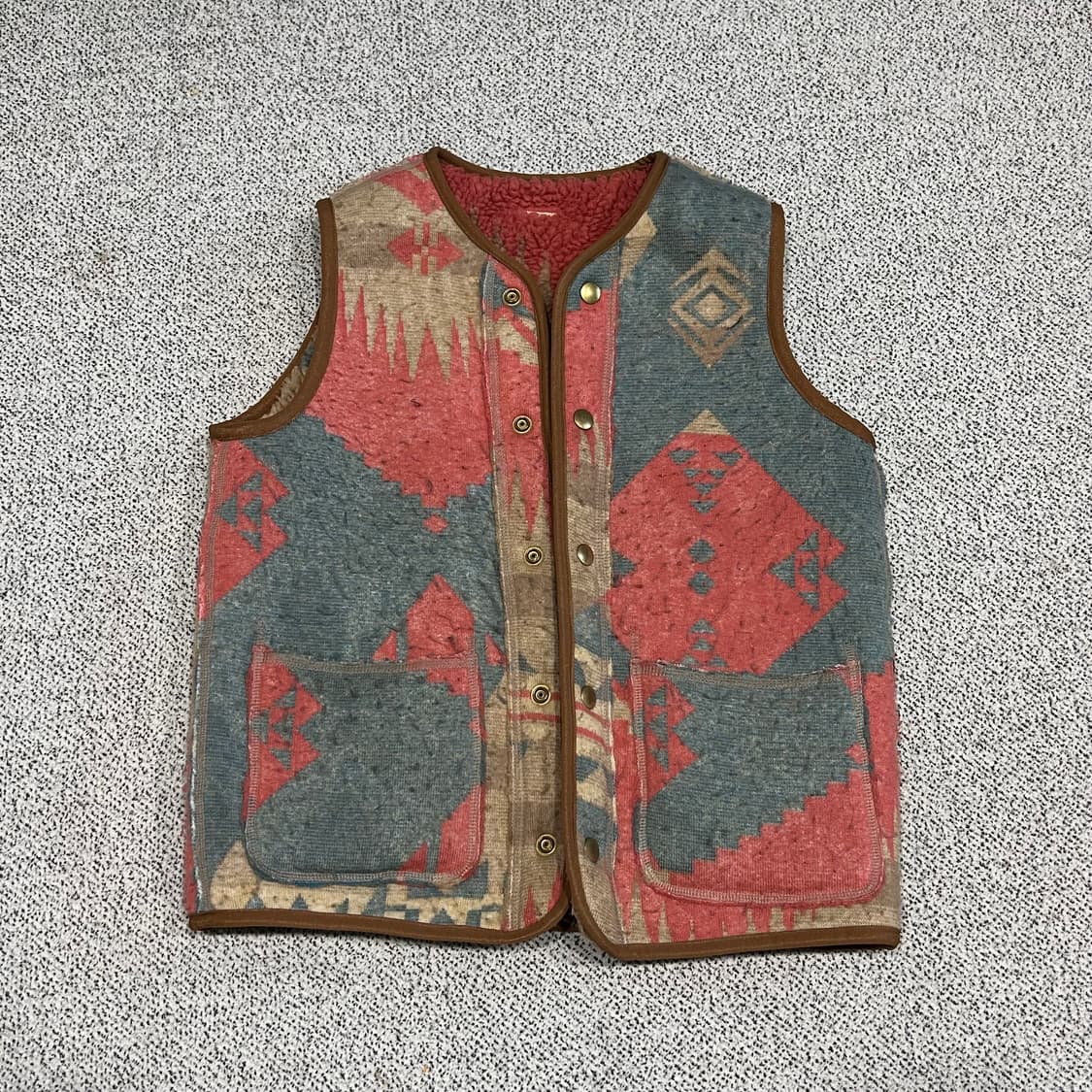 캐피탈 리버시블 베스트 상품이미지4