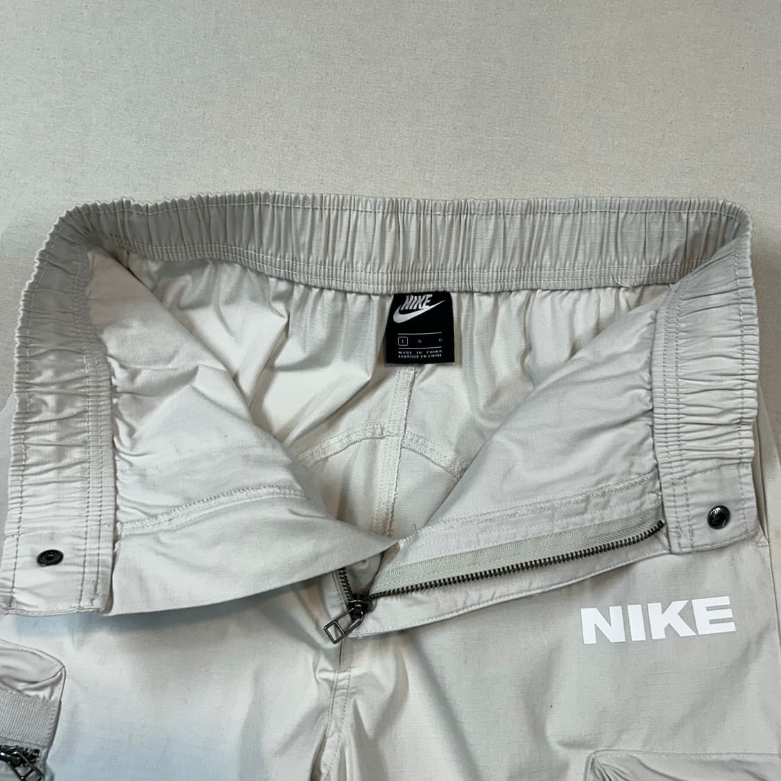 L) 나이키 카고 밴딩 반바지 베이지 상품이미지4