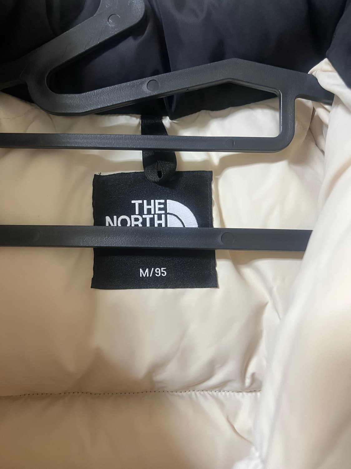 노스페이스 패딩조끼 크림 상품이미지3