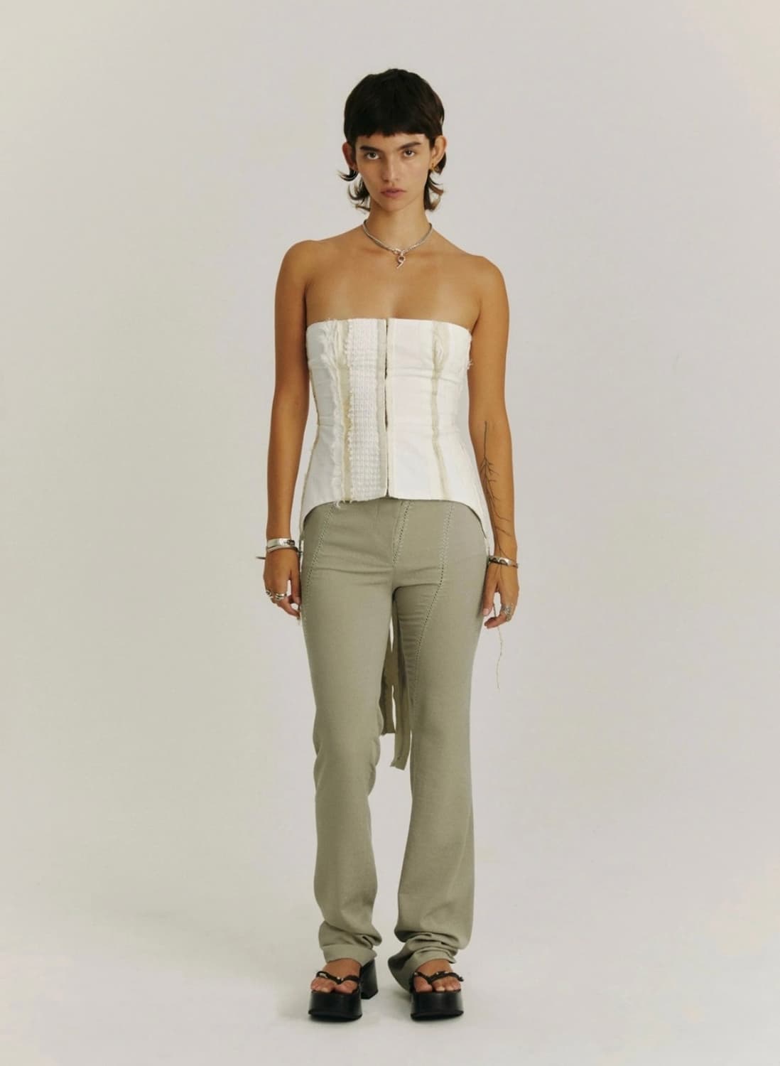 혜인서 크로스 스티치 팬츠 01 상품이미지1