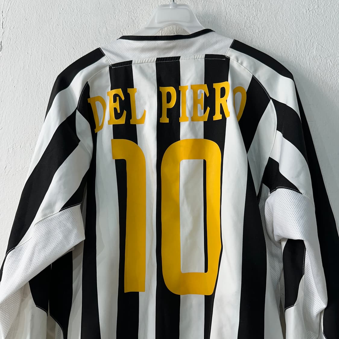 나이키 유벤투스03-04 델피에로 긴팔 유니폼 105 상품이미지4