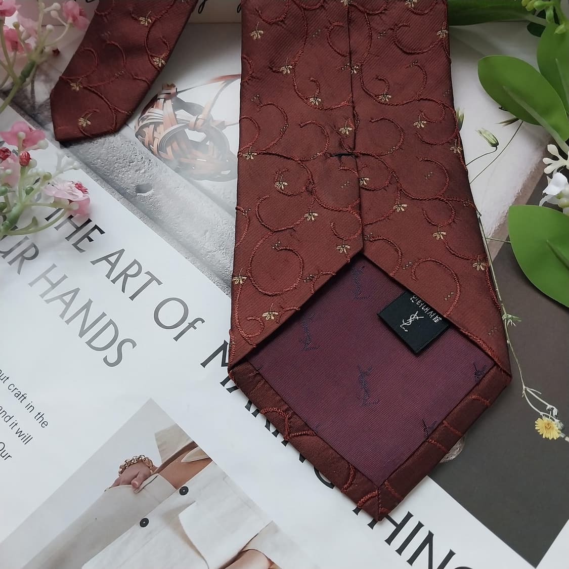 입생로랑 실크 브라운 자수 패턴 넥타이 9.7cm A+등급 K1779
 상품이미지7