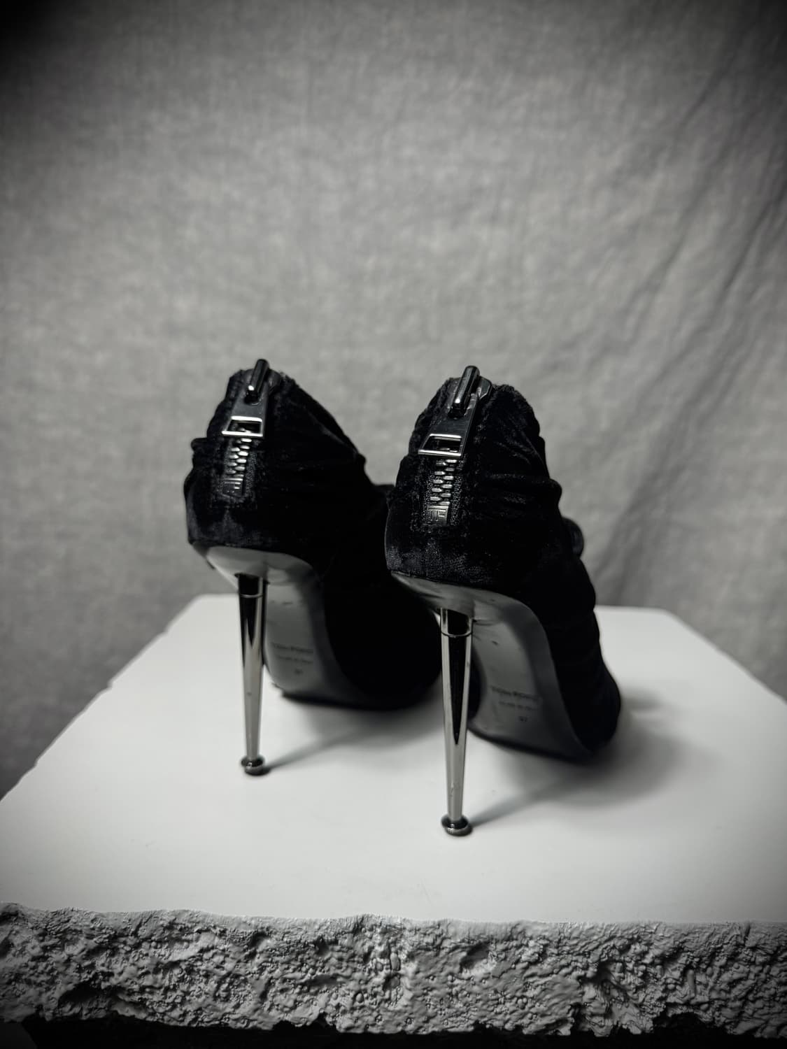 TOM FORD AW11 Ruched Velvet Ankle Boots  상품이미지5