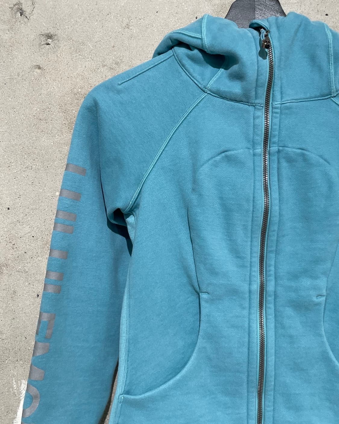 룰루레몬 민트 스쿠바 핑거홀 후디 집업 상품이미지2