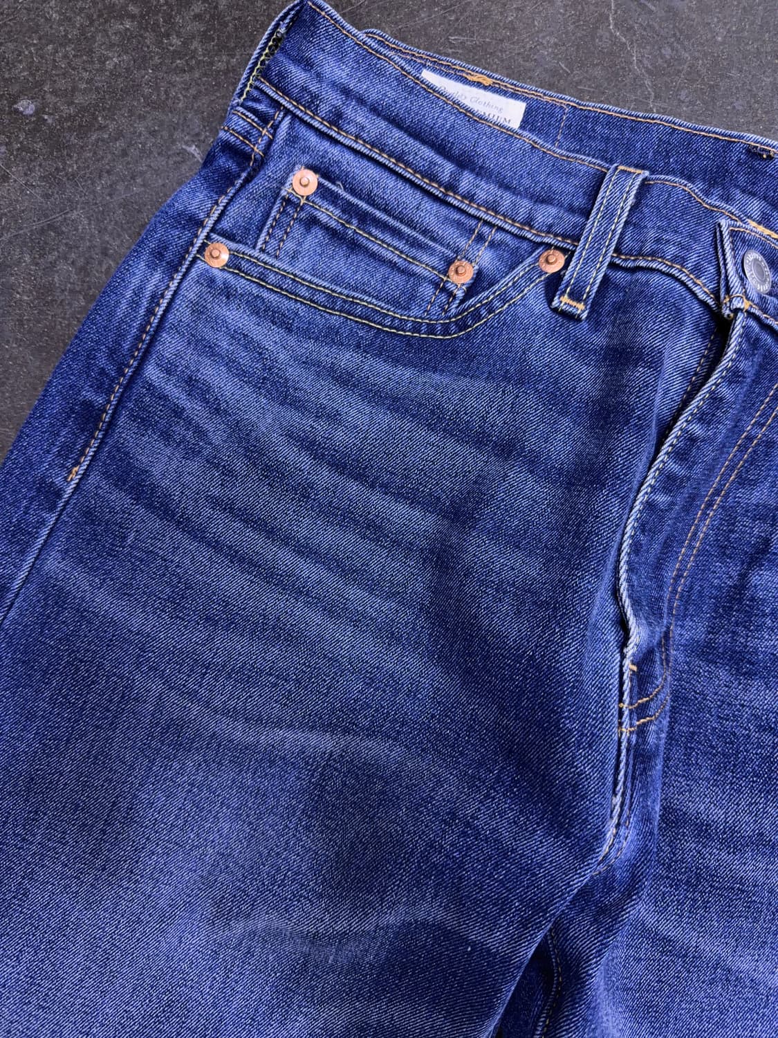 리바이스 505 프리미엄 빅E 약기모 워싱 레귤러 데님팬츠 30 상품이미지4