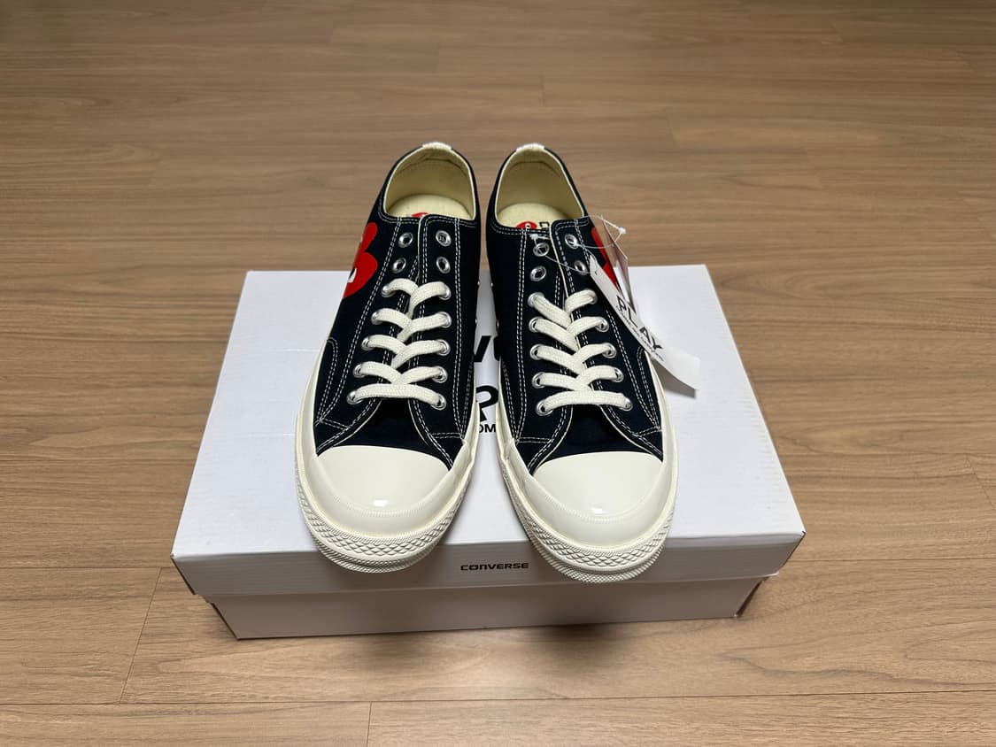 285 컨버스 x 플레이 꼼데가르송 척 70 로우 블랙 상품이미지3