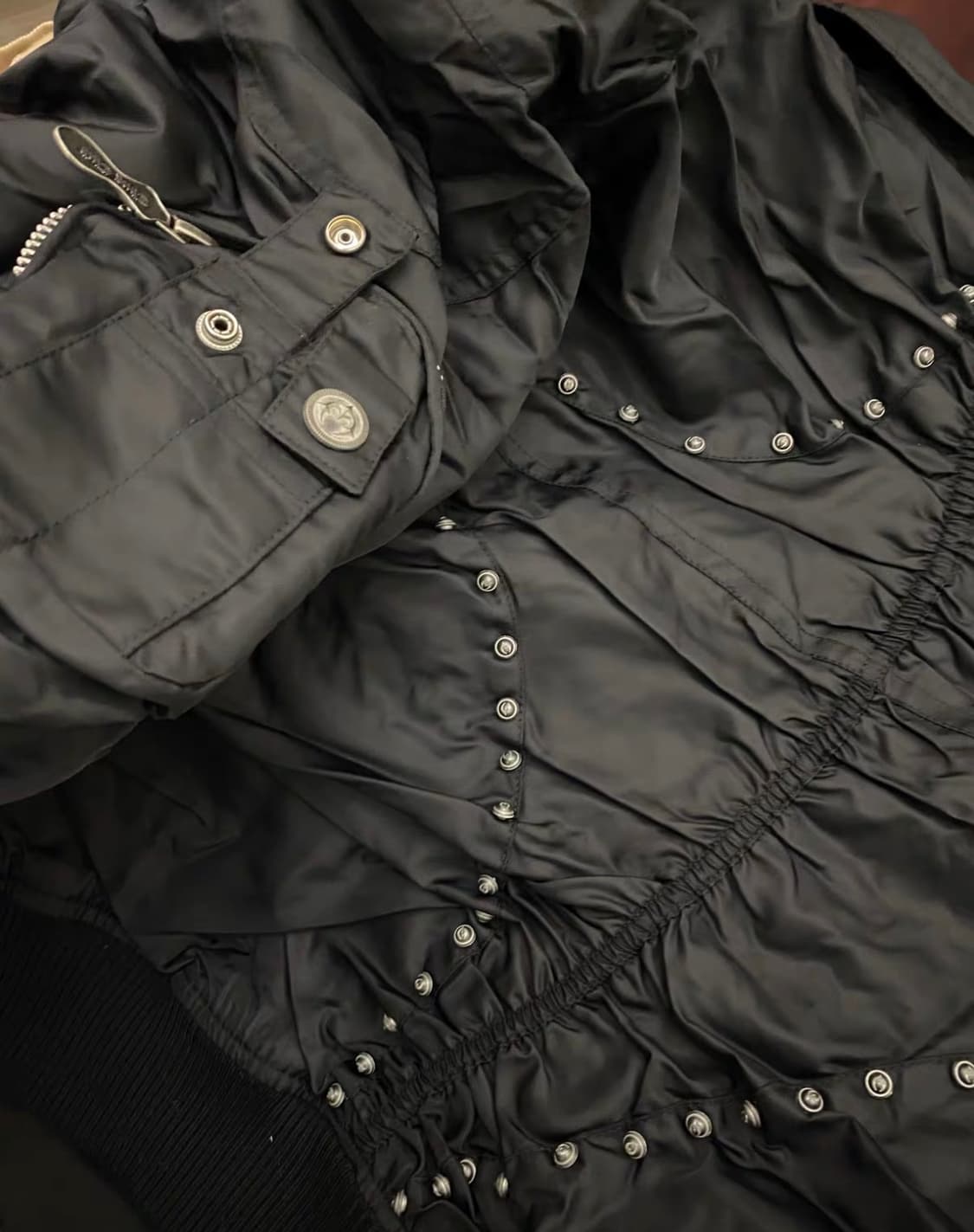 떠그 클럽 어 윙리스 버드 블랙 상품이미지3