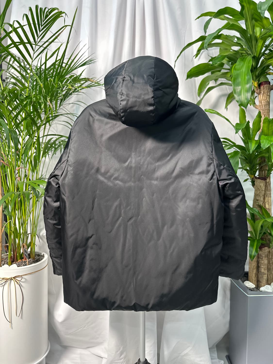 프라다 리버시블 패딩 XL 상품이미지8