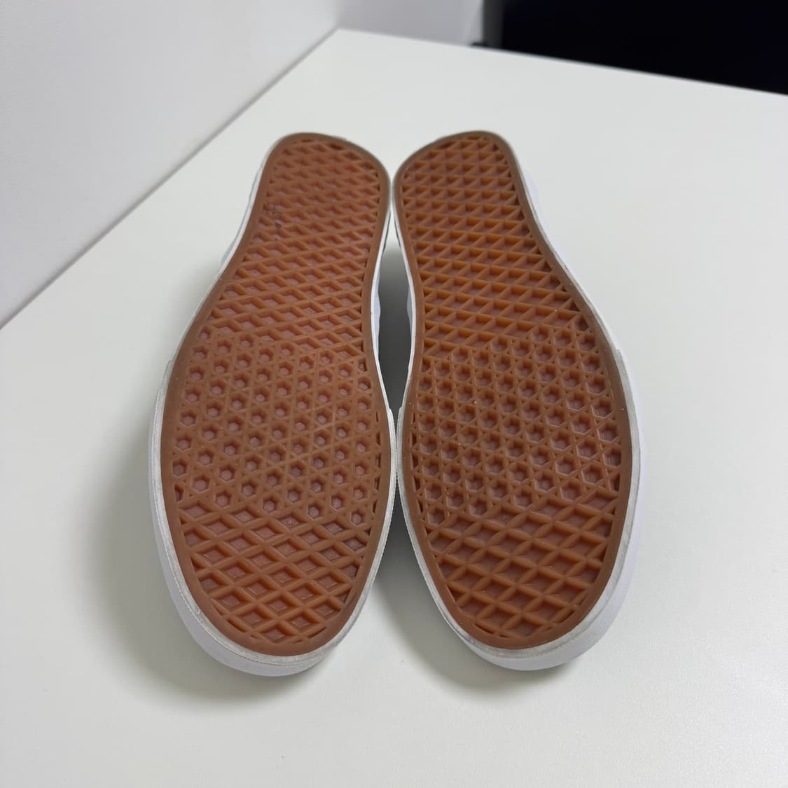 반스 코어클래식 솔리드 슬립온 블랙 상품이미지5