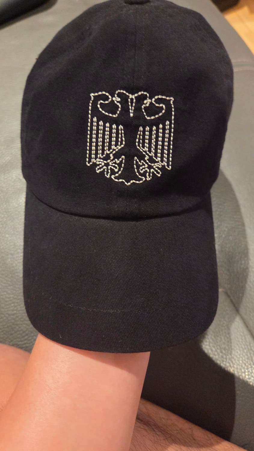 칸예 이지 모자 상품이미지1