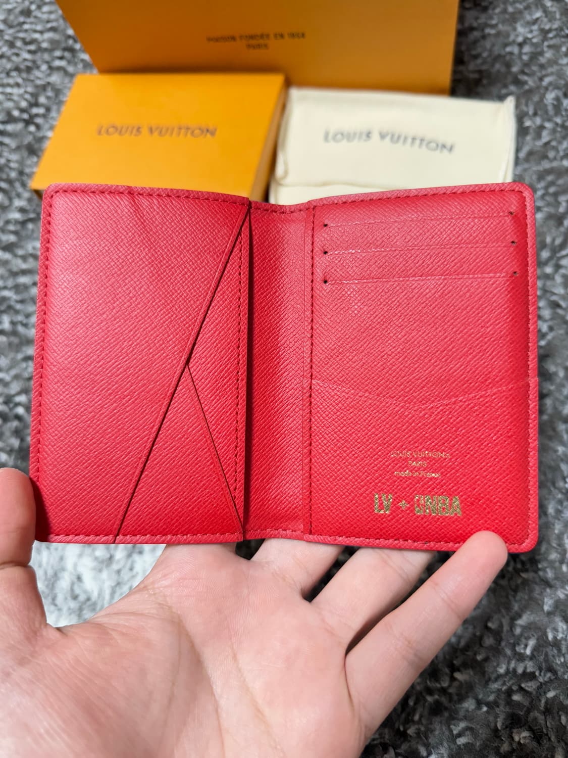 루이비통 NBA 한정판 이클립스 모노그램 오거나이저 카드지갑 상품이미지3