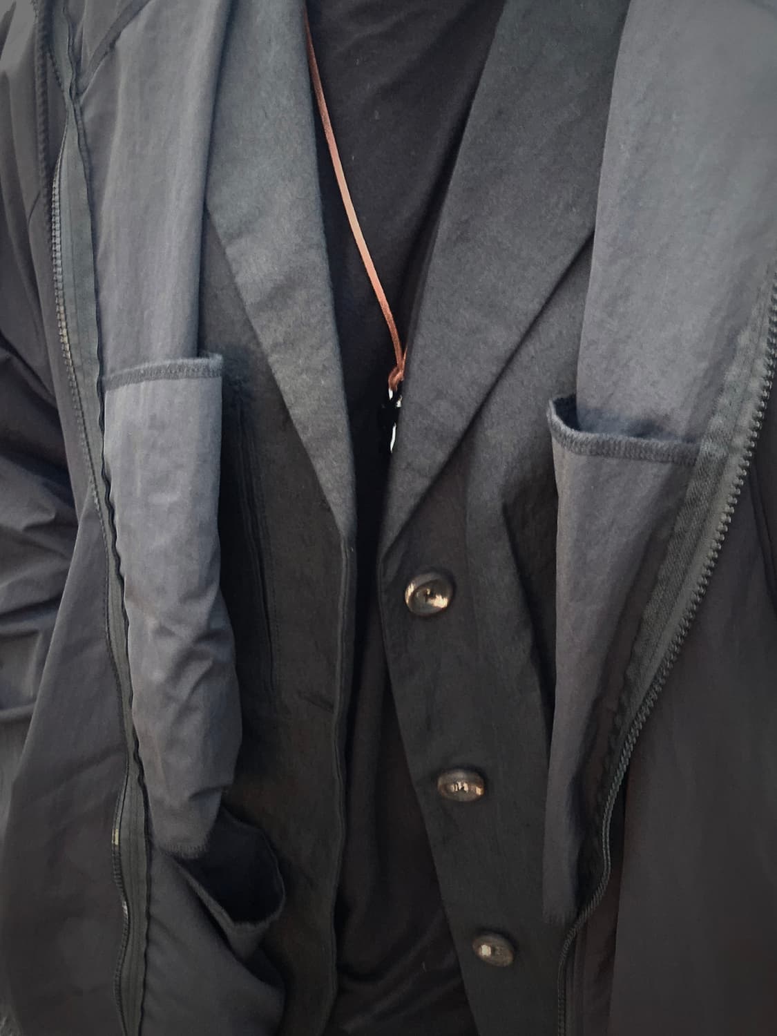 지기첸 24fw 3버튼 블레이저 상품이미지4
