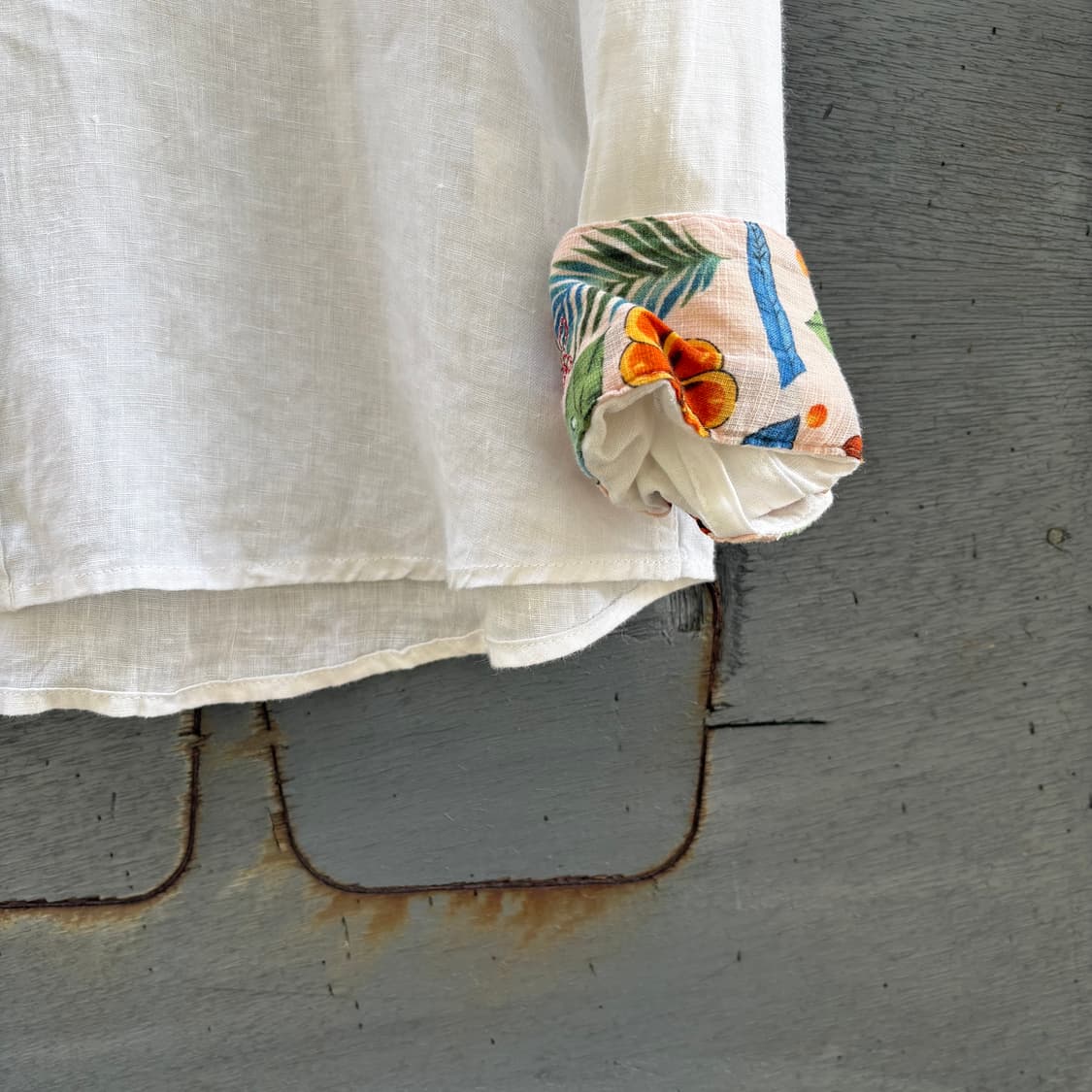 인터메조 INTERMEZZO 플라워 자수 리넨 셔츠 상품이미지4