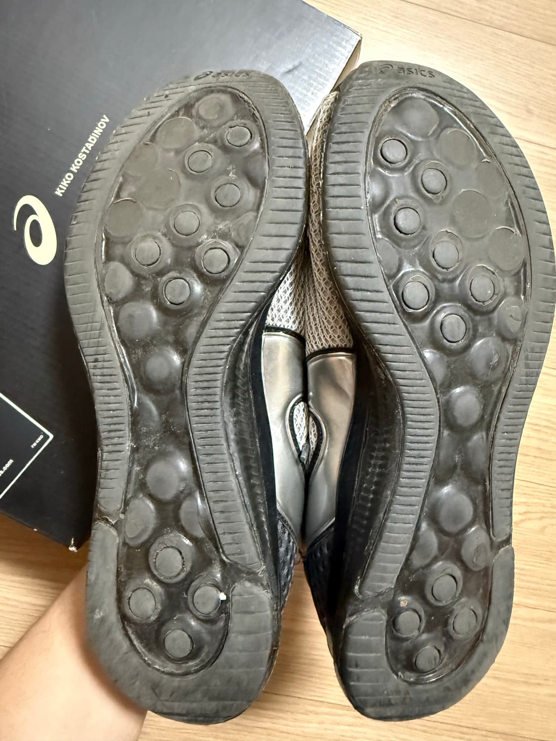 아식스 키코 젤소켓 인피니티 다크 그레이 282.5사이즈 상품이미지4