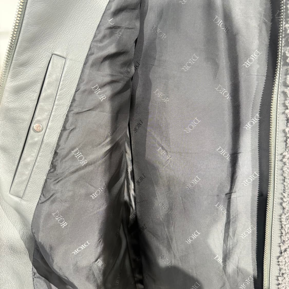 [정품] 디올 까나쥬 시어링 무스탕 봄버 자켓 54사이즈 상품이미지7