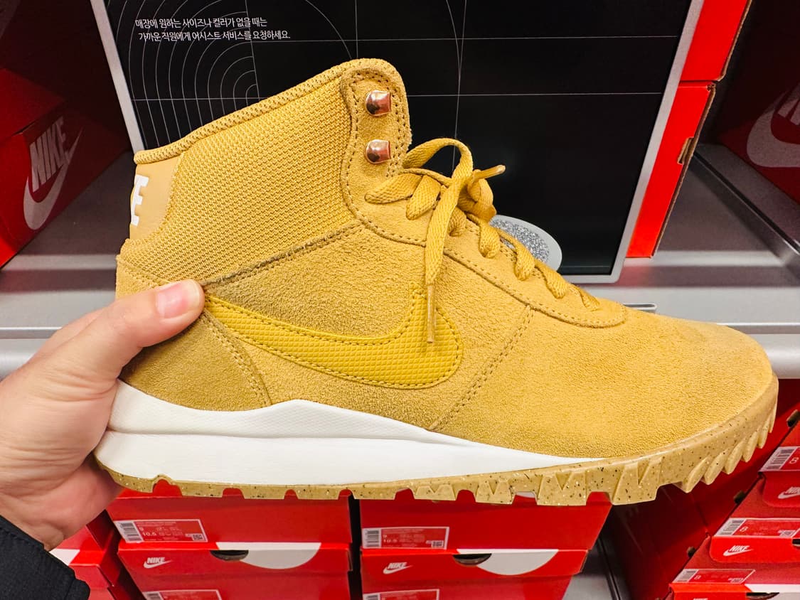 나이키 후드랜드 스웨이드 된장 미들 겨울 부츠 654888-727 상품이미지1