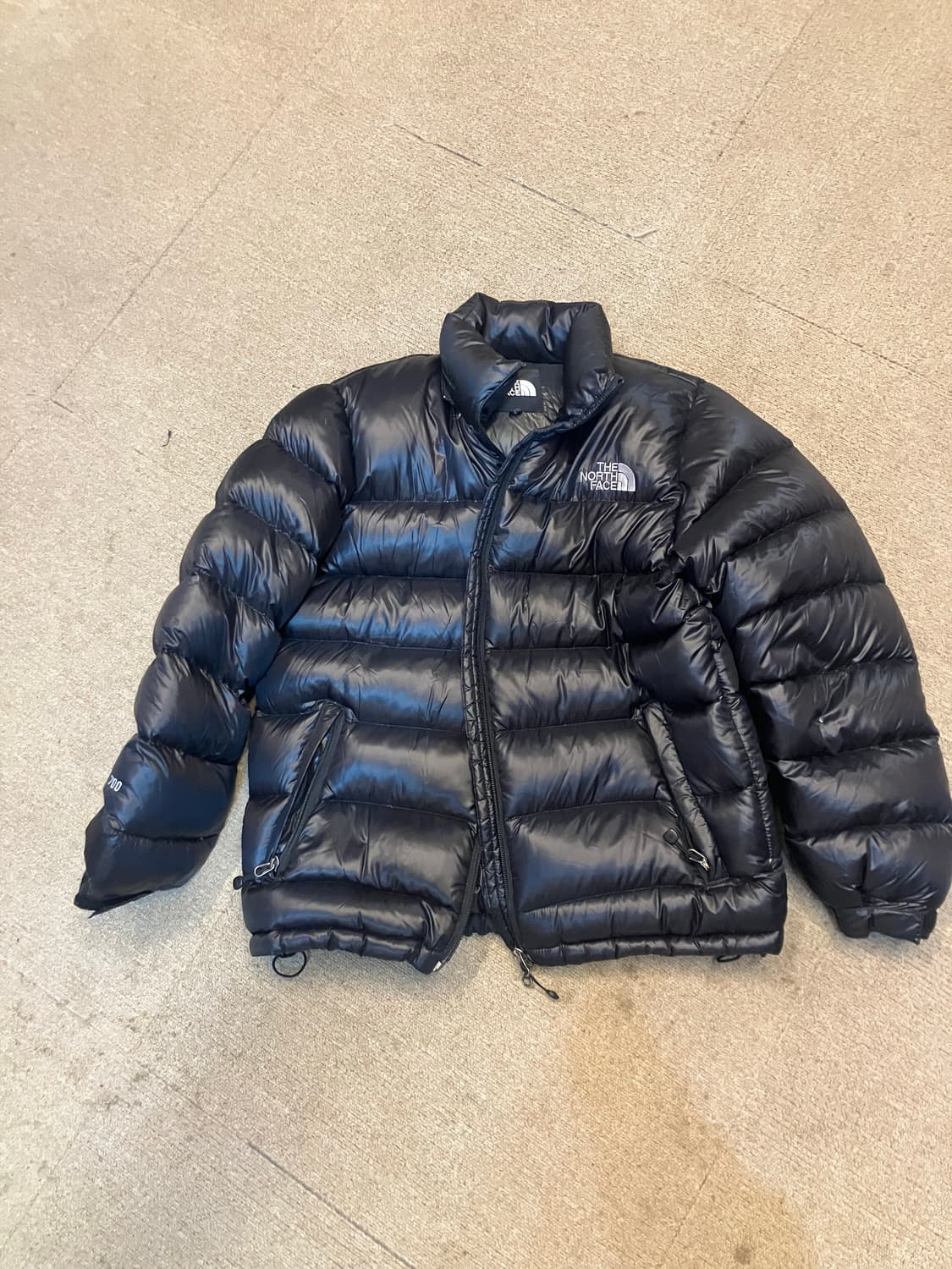 노스페이스 패딩 블랙 상품이미지1